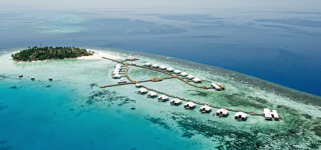 Diamonds Athuruga Maldives
